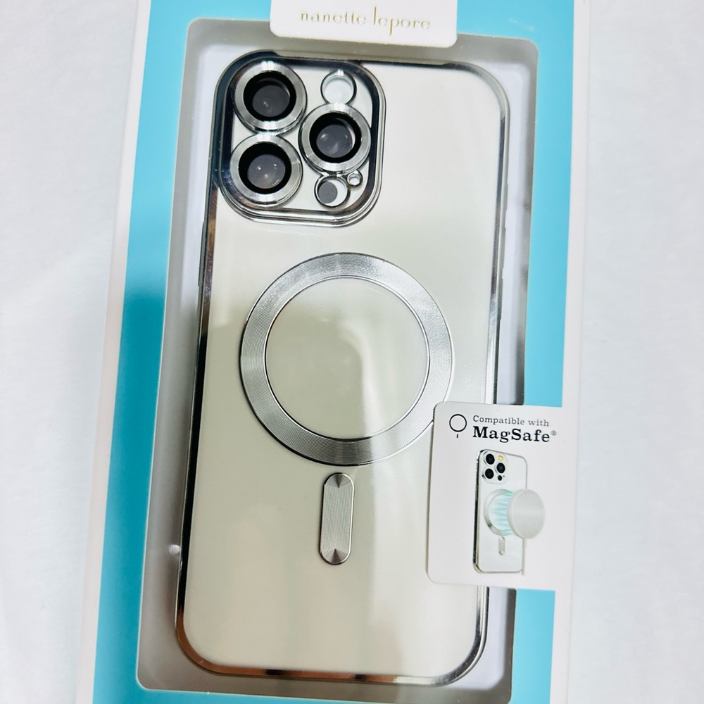 Nanette Lepore Metallic Phone Case with MagSafe